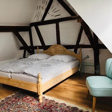 Rheingau - Schoene Moeblierte Ferienwohnung エルトフィレ エクステリア 写真