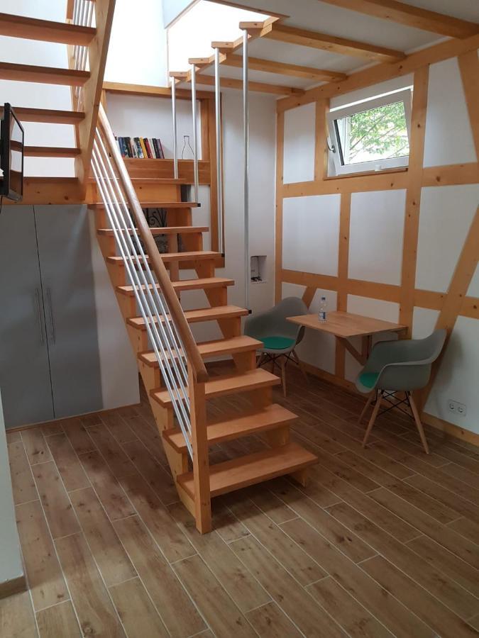 Rheingau - Schoene Moeblierte Ferienwohnung エルトフィレ エクステリア 写真