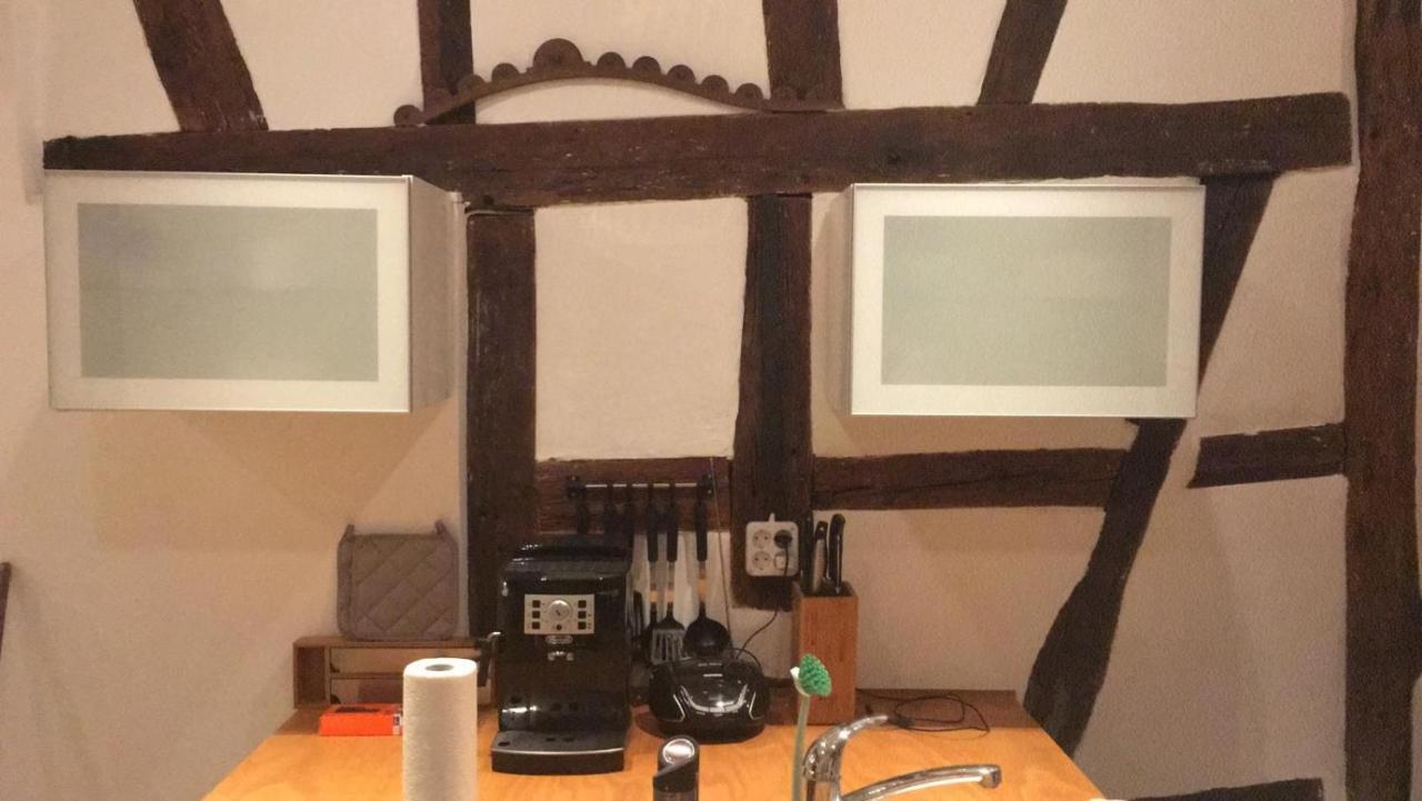 Rheingau - Schoene Moeblierte Ferienwohnung エルトフィレ エクステリア 写真